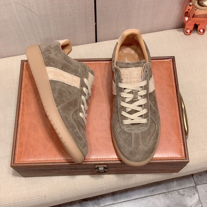 Louis Vuitton Low Shoes